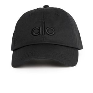 ALO Yoga All Black Off Duty Cap